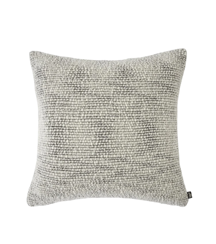 Подушка Thread Black&White